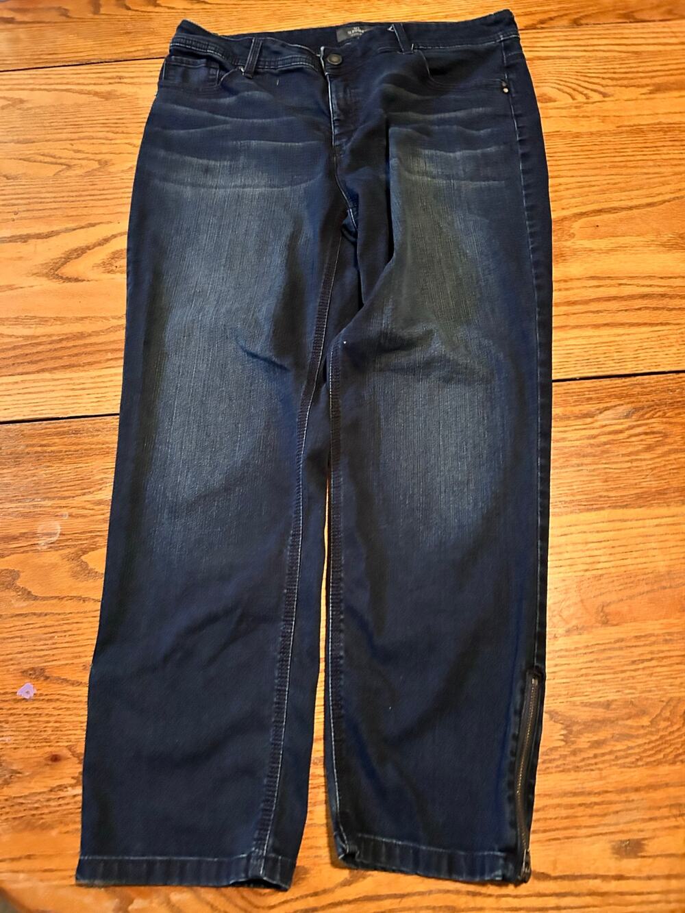 Chico platinum jeans striped size 0, cropped